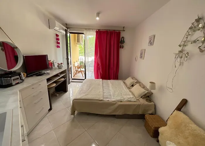 Апартамент Horizon Gut Свети Влас