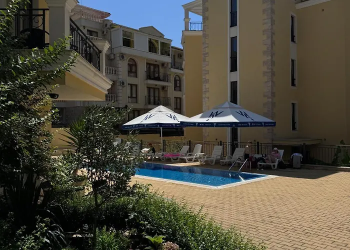 Апартамент Horizon Gut Свети Влас